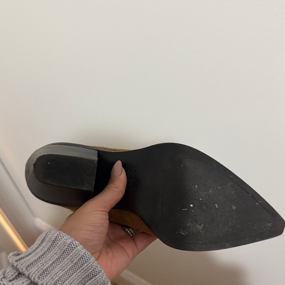 Zara Camel Suede Heeled Boots - Picture 3 of 4